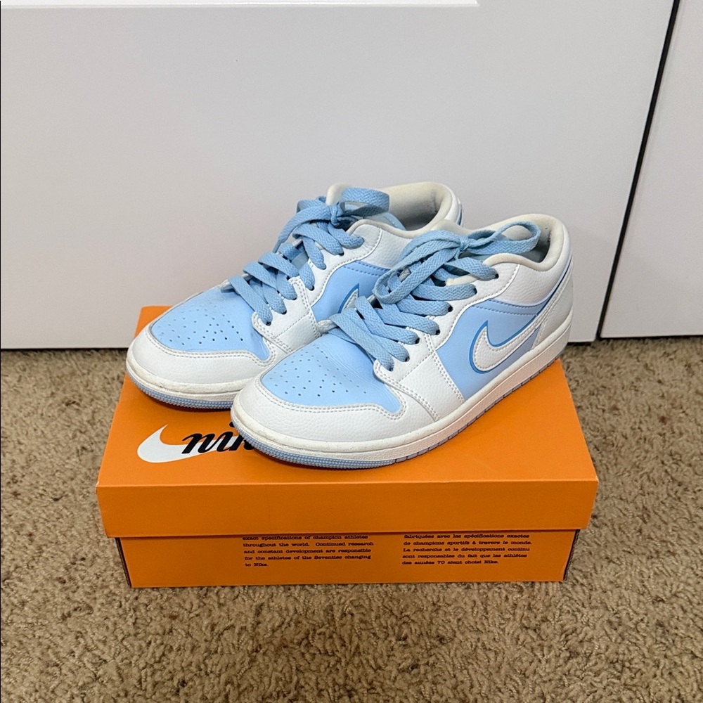 Nike Low Jordans